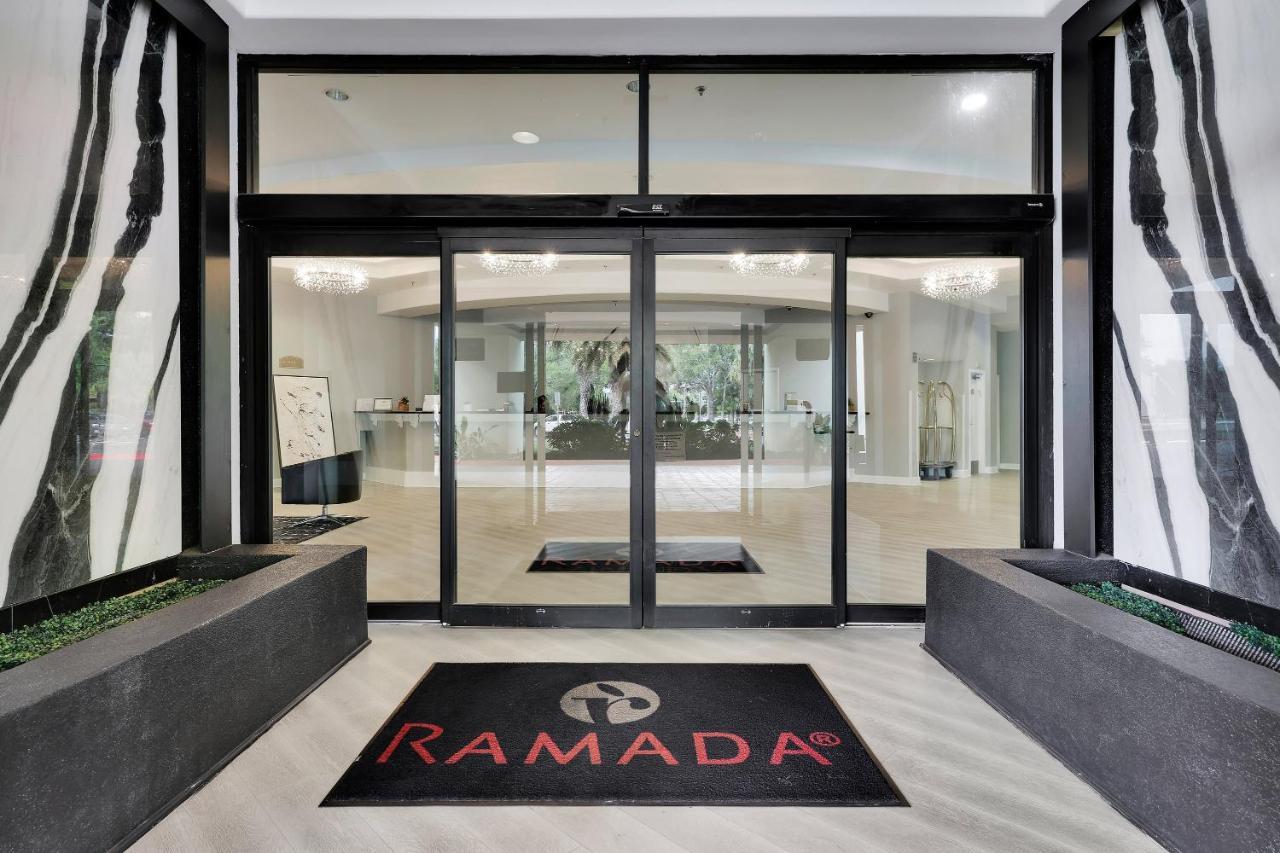 Ramada By Wyndham Jacksonville I-95 By Butler Blvd Εξωτερικό φωτογραφία