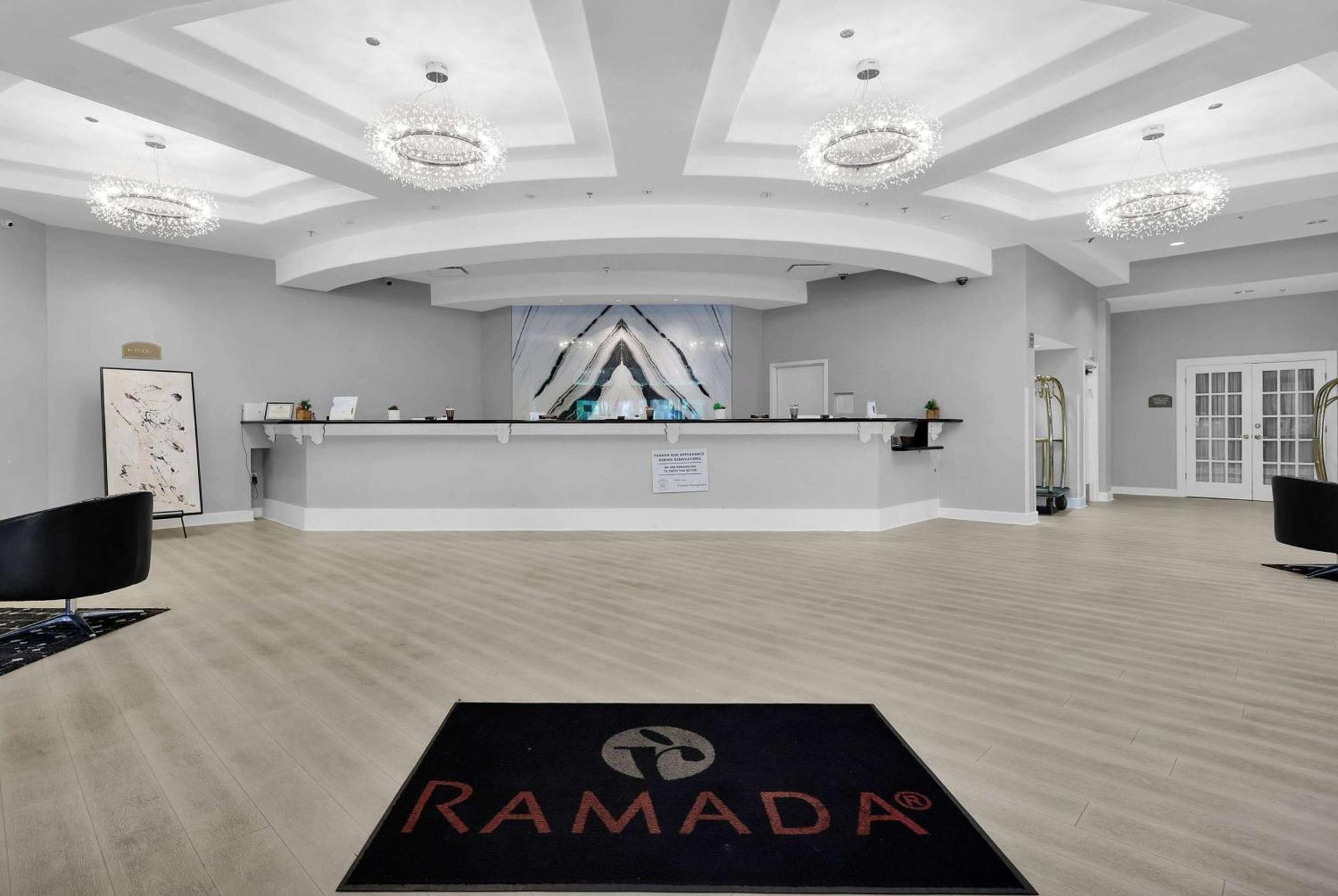 Ramada By Wyndham Jacksonville I-95 By Butler Blvd Εξωτερικό φωτογραφία